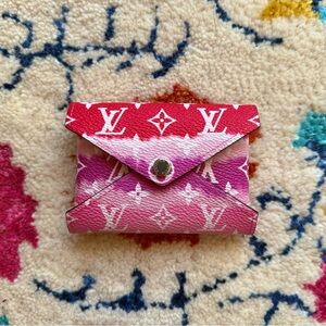 LOUIS VUITTON Small Kirigami Pochette (Escale Collection) (NWT)